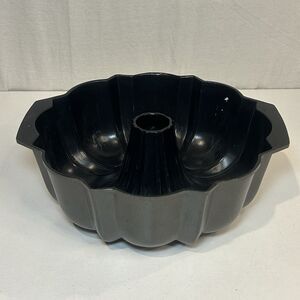 Nordic Ware Best Bundt Fluted Tube Pan Made In USA